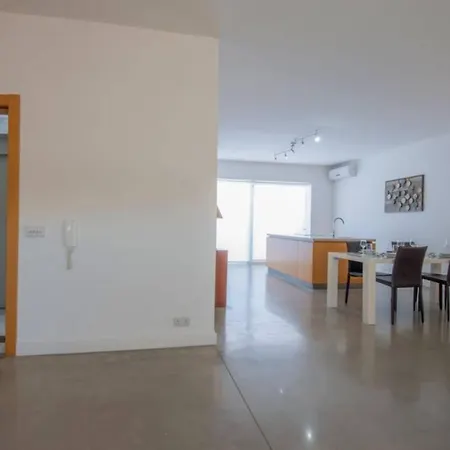 City Centre Penthouse In St Julians