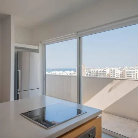 City Centre Penthouse In St Julians Διαμέρισμα
